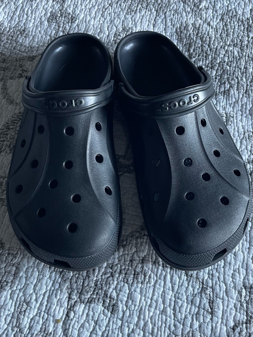CROCS Classic Clogs in Black